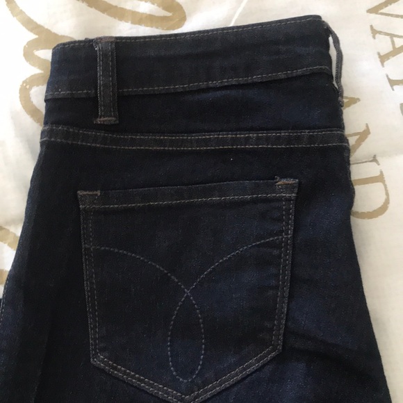 Dark Calvin Klein Jegging Jeans - Picture 5 of 6